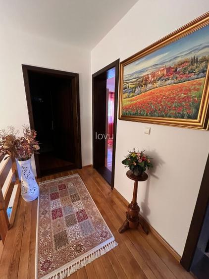 Vand vila eleganta, Busteni, vedere Cruce Caraiman, toate utilitatile - 10