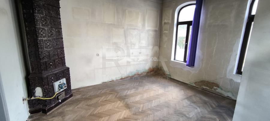 Casa cu 9 camere, Parcul Carol - 5