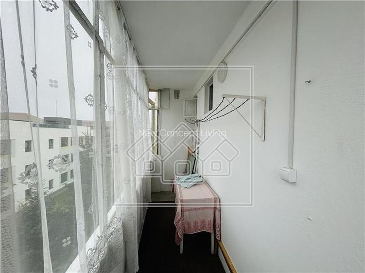 Apartament de vanzare in Sibiu - 2 camere si balcon - Zona N. Iorga - 12