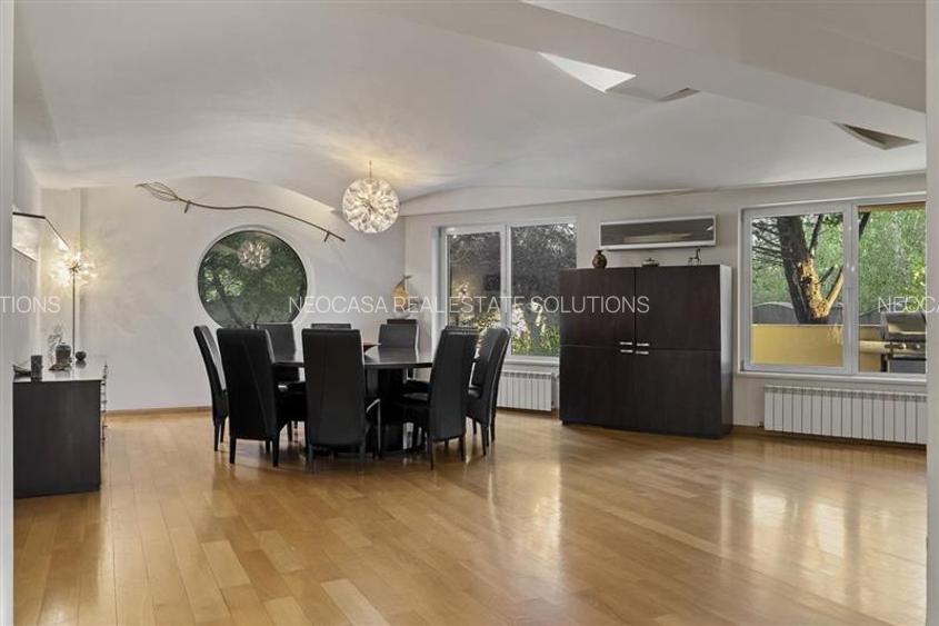 Vila de lux in apropiere de Cambridge School | Curte superba - 16