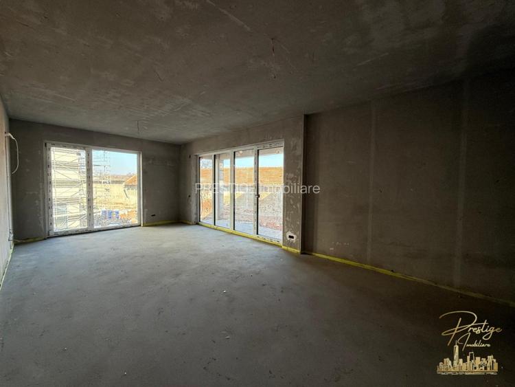 Apartament cu 2 camere spalatorie si dressing de vanzare- Scala Cetate - 2