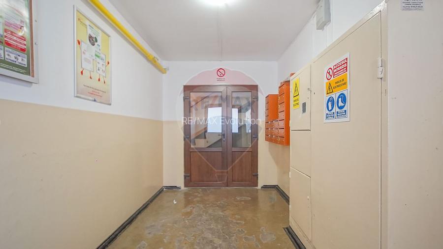 COMISION 0%|Apartament cu 3 camere|Decomandat|Noua|Loc de parcare - 18