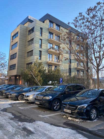 Apartament 4 camere bloc boutique si terasa de 25m - 52