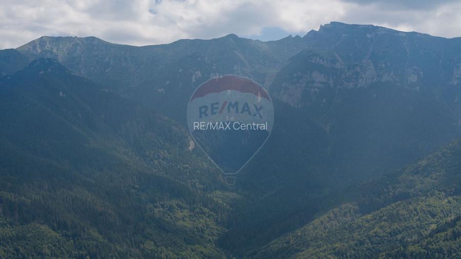 Teren Panoramic in Bran – Vedere spre Bucegi & Piatra Craiului - 2