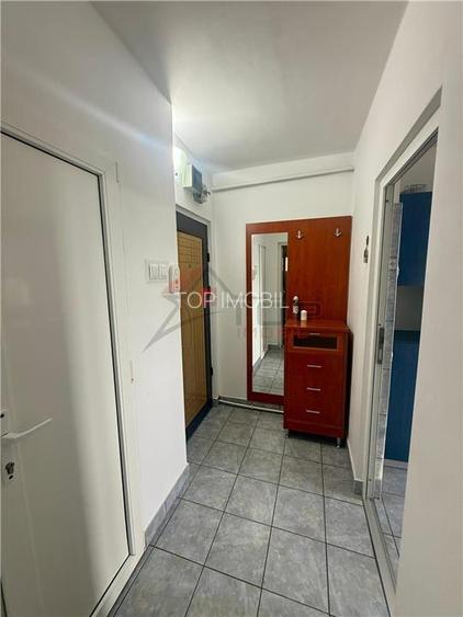 Apartament 2 camere semidecomandat, Podu Ros - Gara Internationala - 12