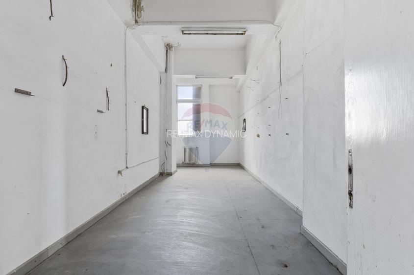 Cladire unica cu destinatii multiple de vanzare Ultracentral Arad - 25