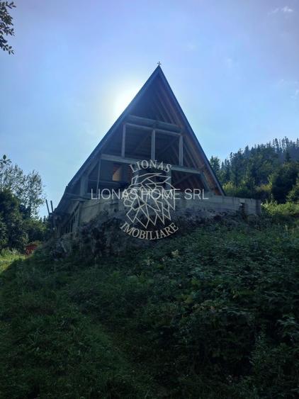 Cabana Finisata 160 mp -teren 4100 mp-Panorama spre Lac Colibita - 9