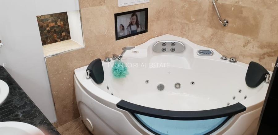 CLINICA COLENTINA i De vanzare 7 camere cu lift 13 pers - 44