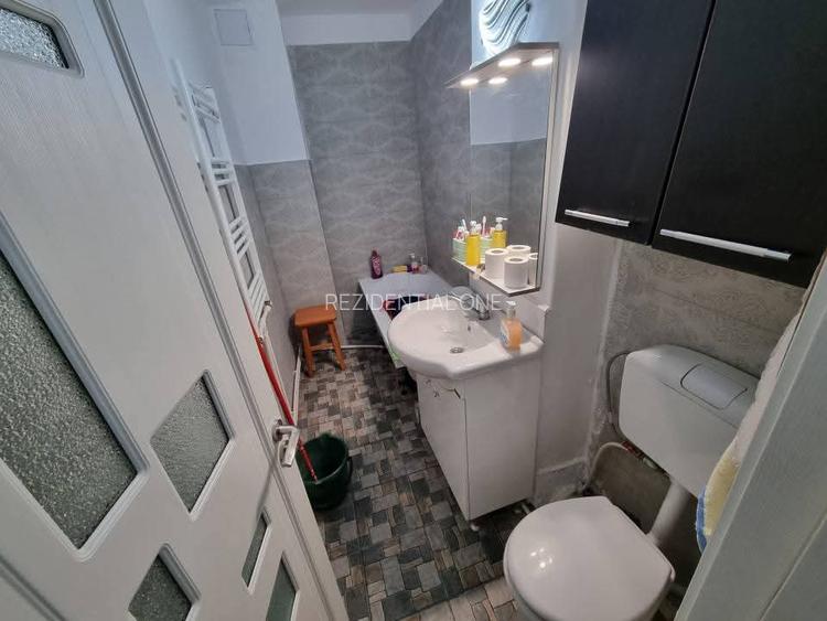 Zona Centrala- intre Tribunal si Colegiul Ferdinand- bloc din 1985 - 6