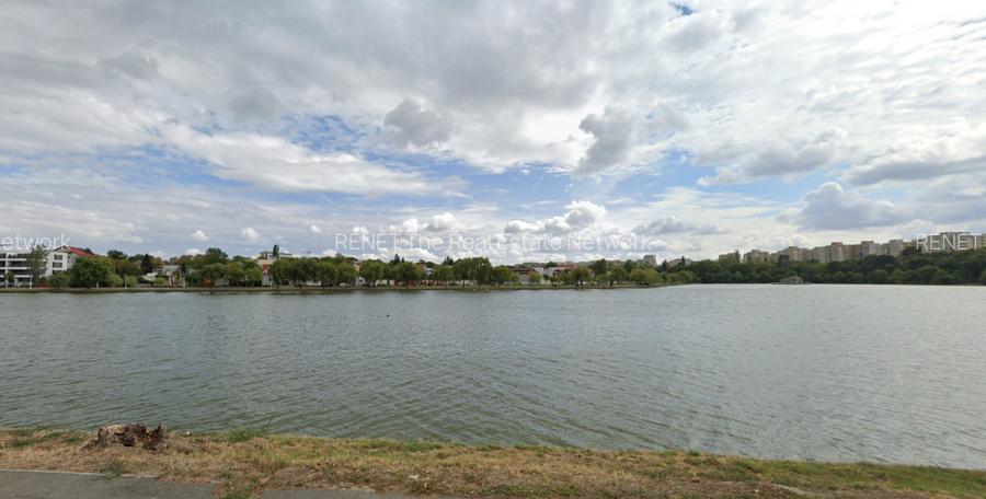 VAND TEREN INTRAVILAN 300 MP CU 2 DESCHIDERI LANGA LACUL TEI - 3