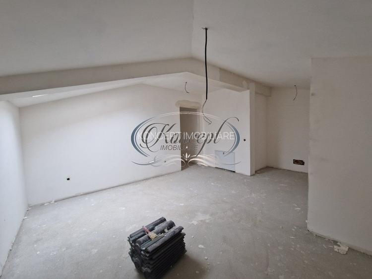 Apartament spatios cu gradina in Vila - 16