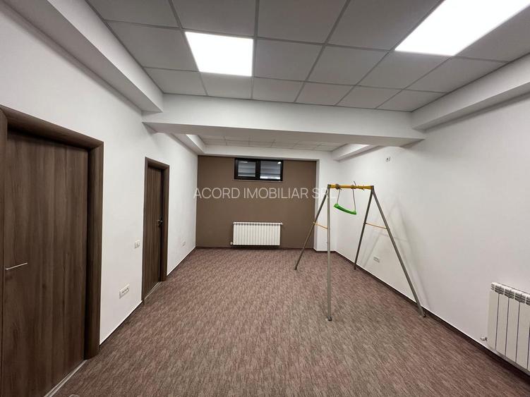 Spatiu comercial de vanzare - KM 4-5 - 3