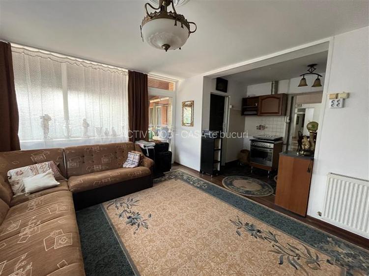 Lugoj, Casa 8 Cam., La Cheie,  str. Marasesti - 6