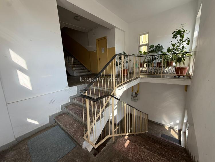 Piața Victoriei | 2 camere | Etaj 1 | Bloc 1980 | Balcon închis - 17