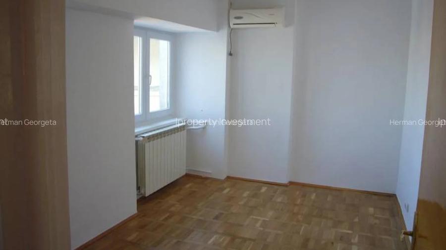 Bd Unirii, Alba Iulia | Duplex 4 Camere pentru birouri | 2 Terase - 8