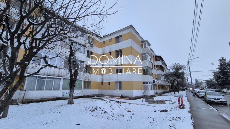 Vanzare apartament 2 camere, situat in zona centrala, Bd. Republicii - 7