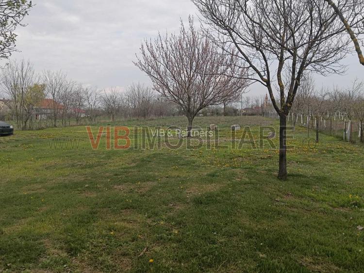 Teren intravilan investitie Padureni, 2 fronturi stradale - 2