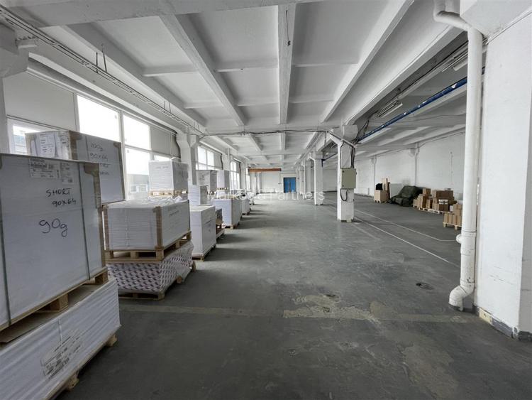 Hala industriala de inchiriat 614mp acces facil Piata 1 Mai. - 5