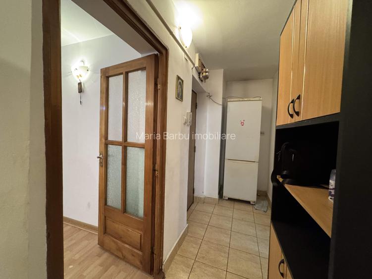 4 cam, etaj 2, 60 mp, bloc caramida, zona centrala Caracal - 16