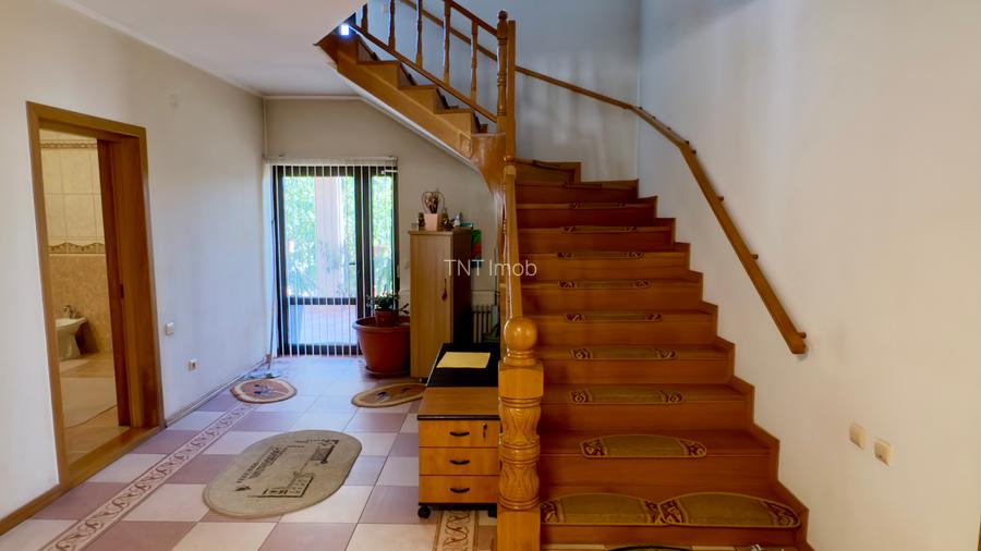 Vila individuala P+1+M cu deschidere la Lacul Snagov, piscina, sauna, ponton ! - 40