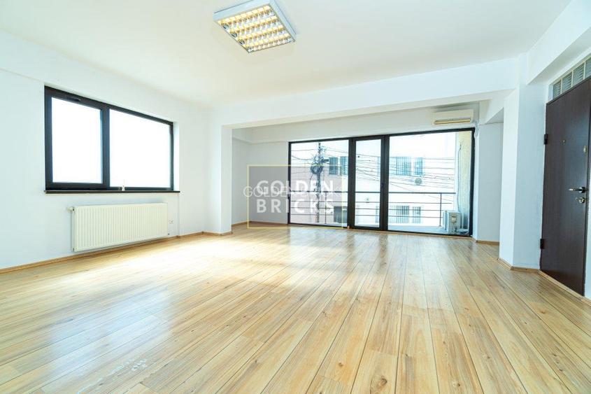 Piata Victoriei | Imobil individual | 12 incaperi  |Metrou 5 minute - 10