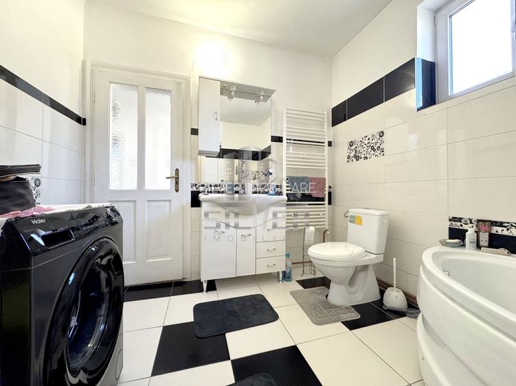 Casa pe 3 niveluri cu teren de 1900 mp in Com. Baisoara. - 12