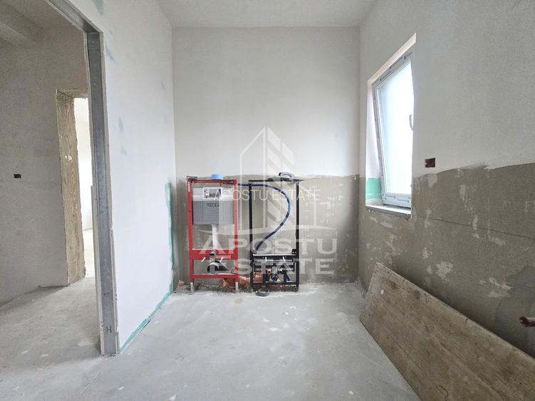 Jumatate de duplex de vanzare, Parter + Etaj, 5 camere si 2 bai, Sag - 17