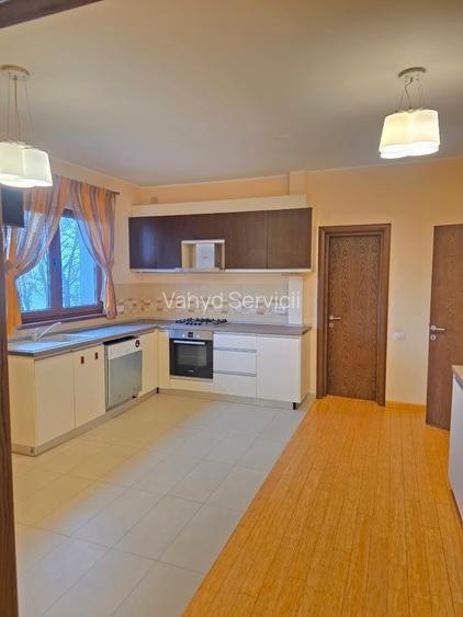 Polona, b dul Dacia - 27