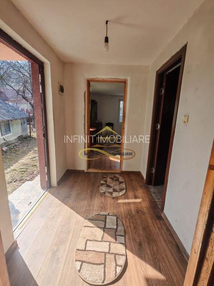 Casă de vânzare din BCA, in PARAVA - 8