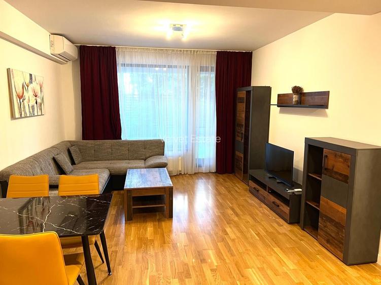 3 CAMERE CU 70 CURTE GENEROASA - 3