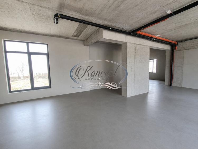 Spatiu nou pentru clinica sau showroom