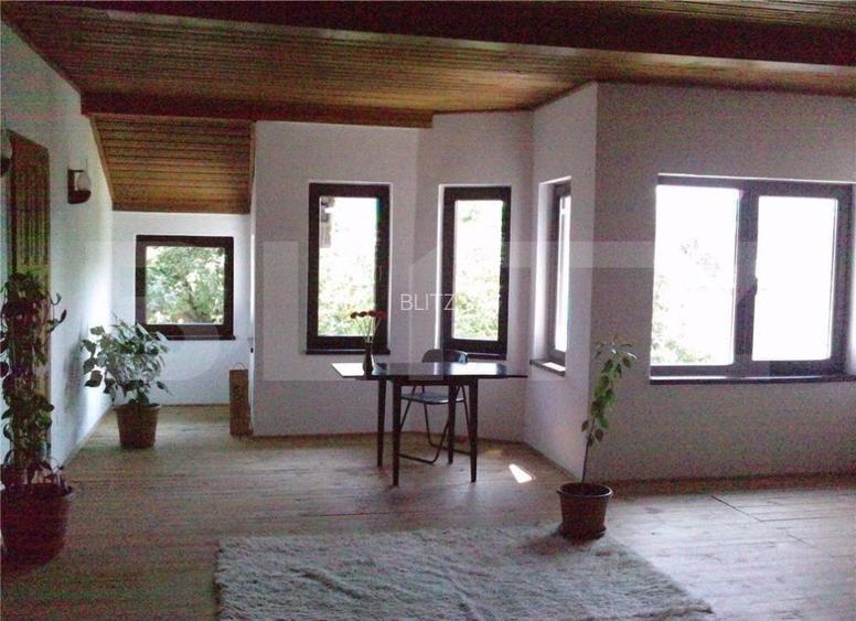 Casa 4 camere 2 bai 190 mp utili plus gradina 3125 mp zona Ciugud - 3