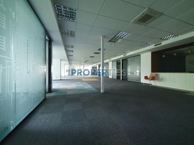 Vanzare cladire de birouri in zona Romana - 14