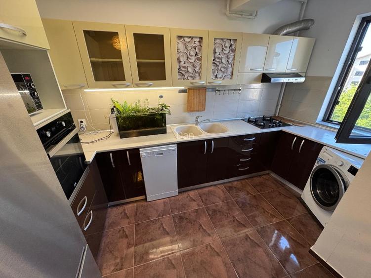 3 camere Bucureștii Noi | Metrou 350 m | Centrală proprie | Parcare 2 mașini - 2