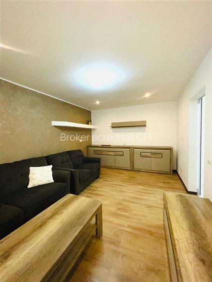 Vanzare Apartament 2 camere LUJERULUI EXIGENT PLAZA SECTOR 6 - 3