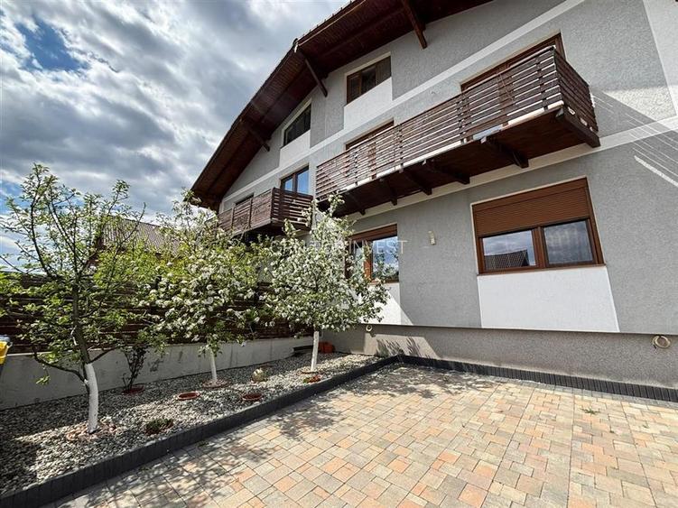 Casa 5 camere 4 bai 426 mp teren zona Arhitectilor - 11