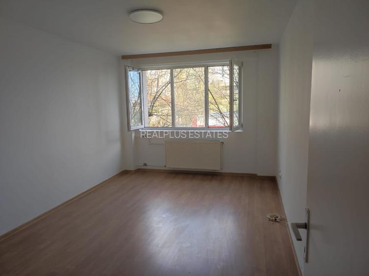 Inchiriez 2 camere, renovat, etaj 2 - Metrou P-ta Iancului - 3