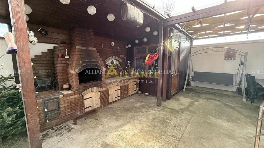 Duplex - 4 camere - 2 bai - 350mp teren - 4