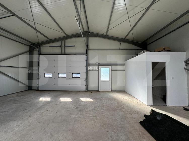 Hala 194 mp utili, platforma betonata 400 mp si teren total de 1.500 mp, Racari - 7