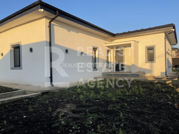 Vânzare, casă, 4 camere, 100 mp utili, teren 630 mp + garaj - 8