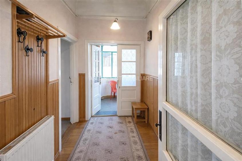 Casa:farmec traditional,gradina,curte,acces auto,pivnita,pod,anexe,Remetea,Targu - 9