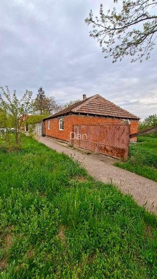 Casa în rosu de vanzare noua - 7