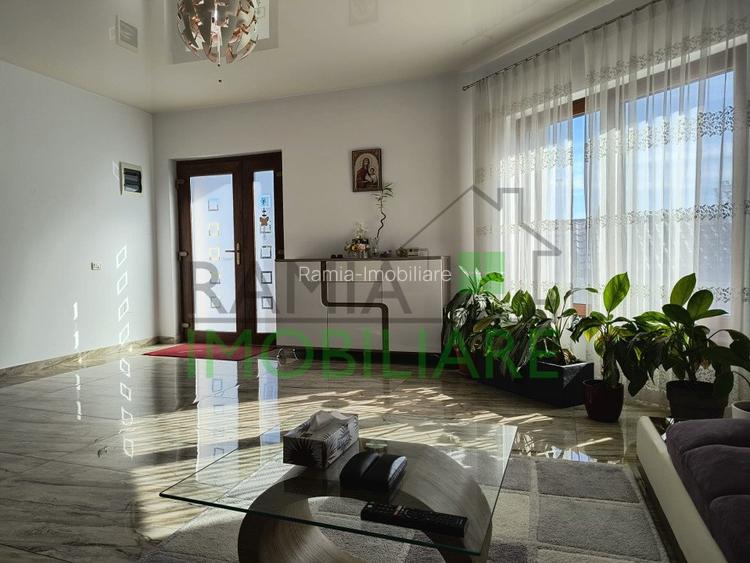 Casa Deosebita de Vanzare in Stupini, Brasov - 5