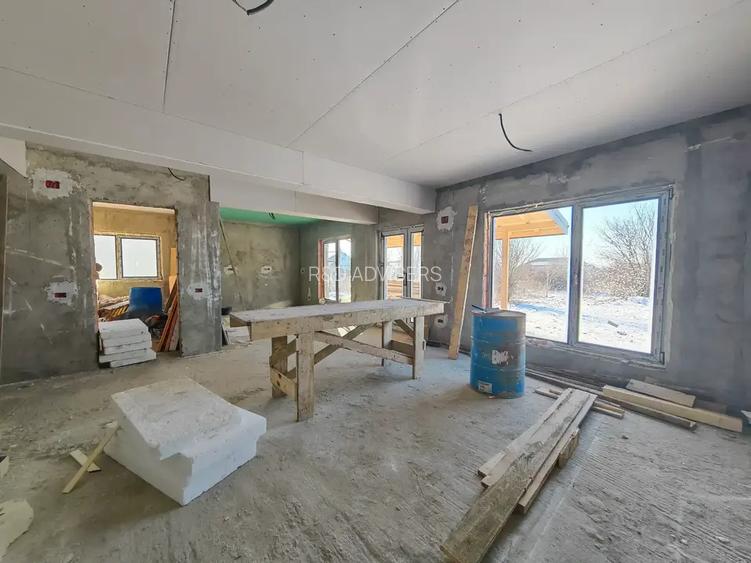 Casa Individuala 4 camere Crevedia - 6