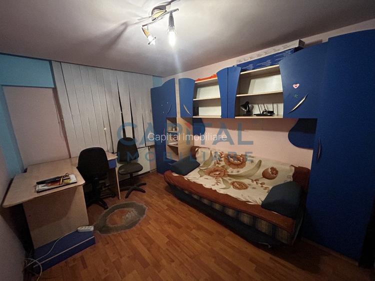 De vanzare apartament 3 camere - 7