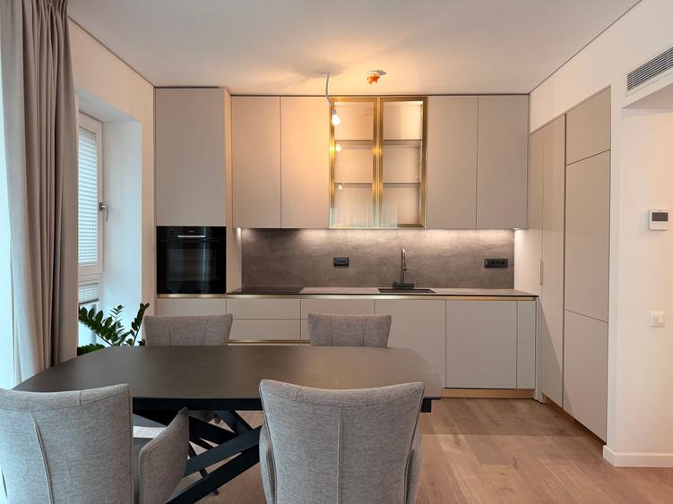 NOBLE Piatra Craiului * Apartament 3 Camere Tip 7 Finisat si MOBILAT