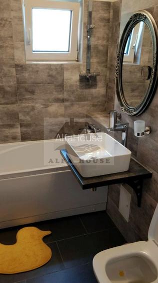 Apartament cu patru camere, zona Florilor-Craiter 80 mp - 6