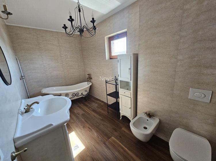 Casă spațioasă de închiriat cu curte amenajată și facilități complete - 19