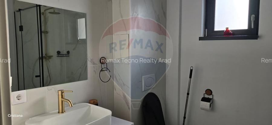 Apartament 2 camere de închiriat – Chisineu -Cris - 10