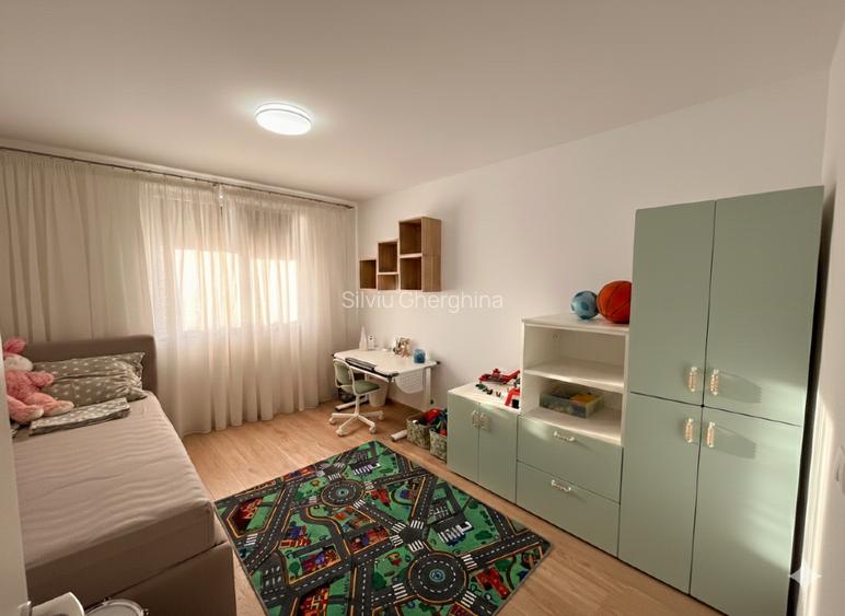 Apartament 3 camere, zona Coresi, parcare inclusa - 5